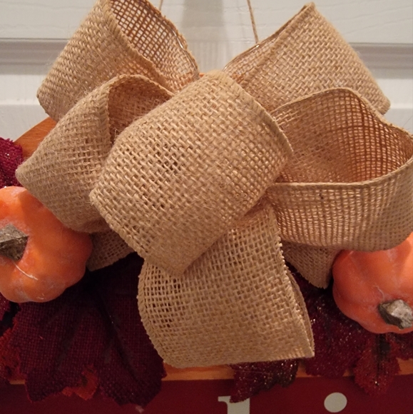 Hi Door Hanger | Fall Door Hanger | Wood Round Sign | Welcome Sign Front Door - Picture 4 of 6